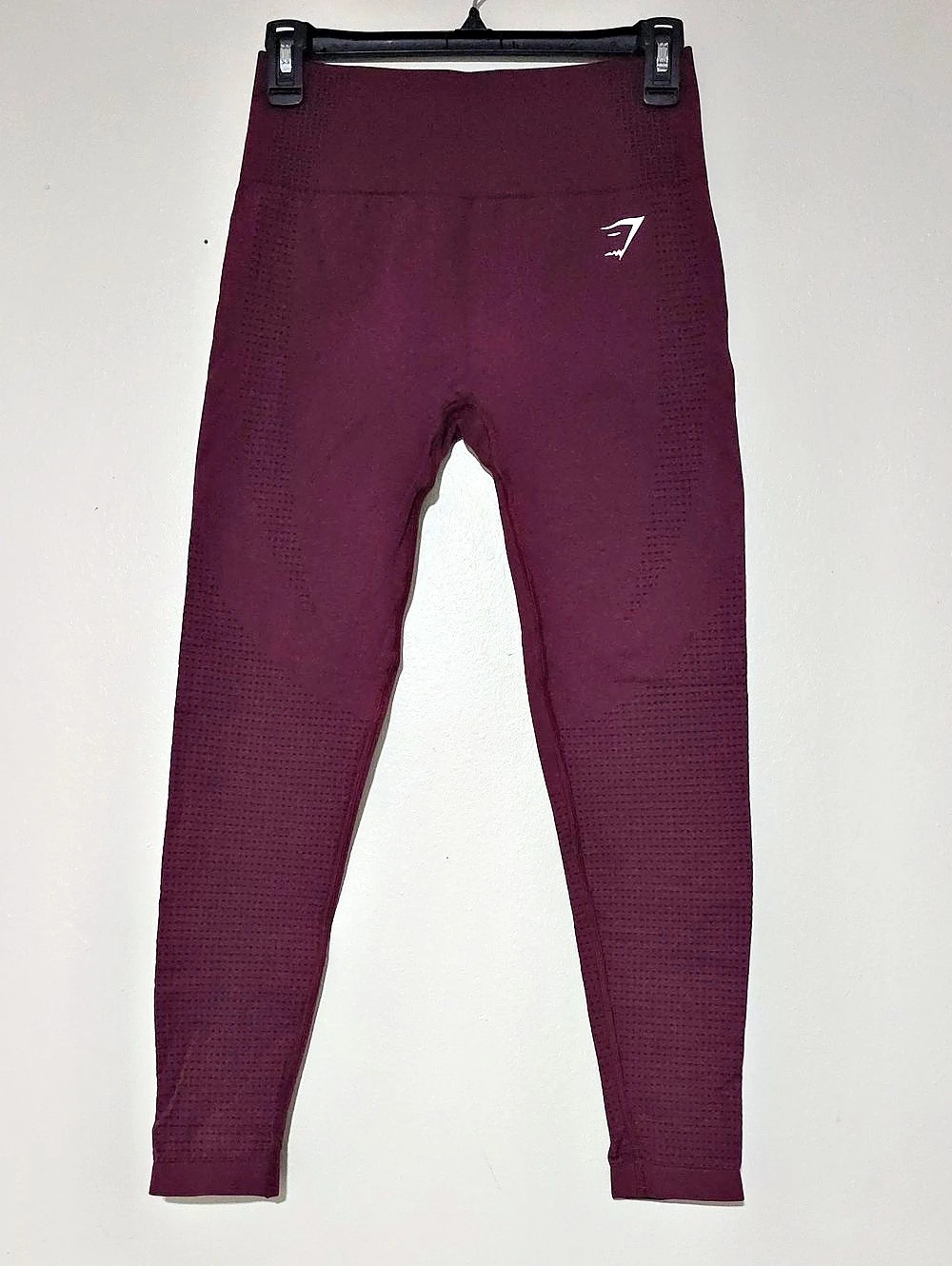 Gymshark Women's Geometric Leggings Size Medium 24" Inseam